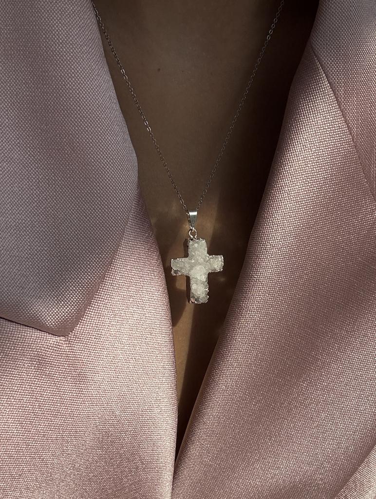 Подвеска с горным хрусталем