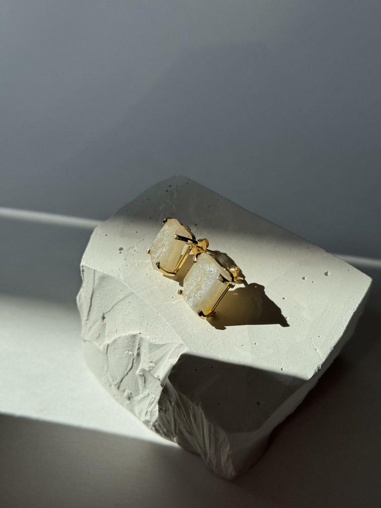 Серьги пусеты с жеодой агата