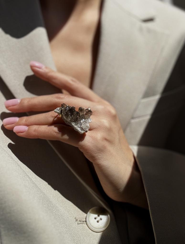 Кольцо с раухтопазом 16 - 19  размер