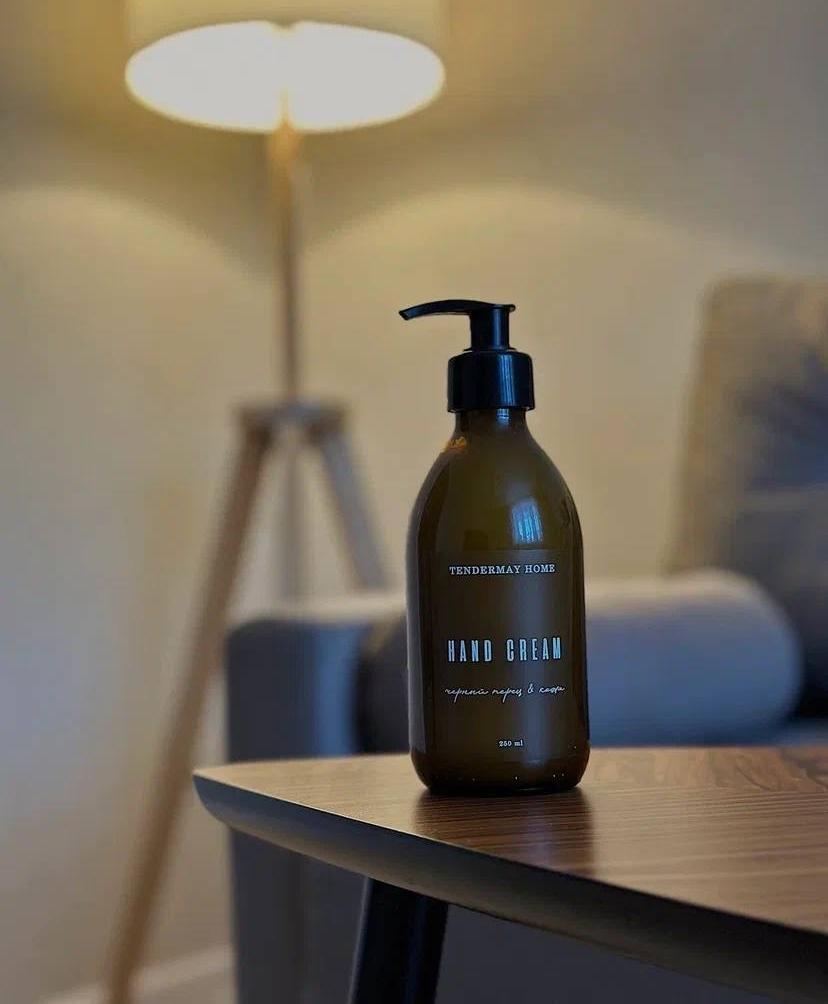 Крем для рук ЧЕРНЫЙ ПЕРЕЦ И КОЖА 250 мл