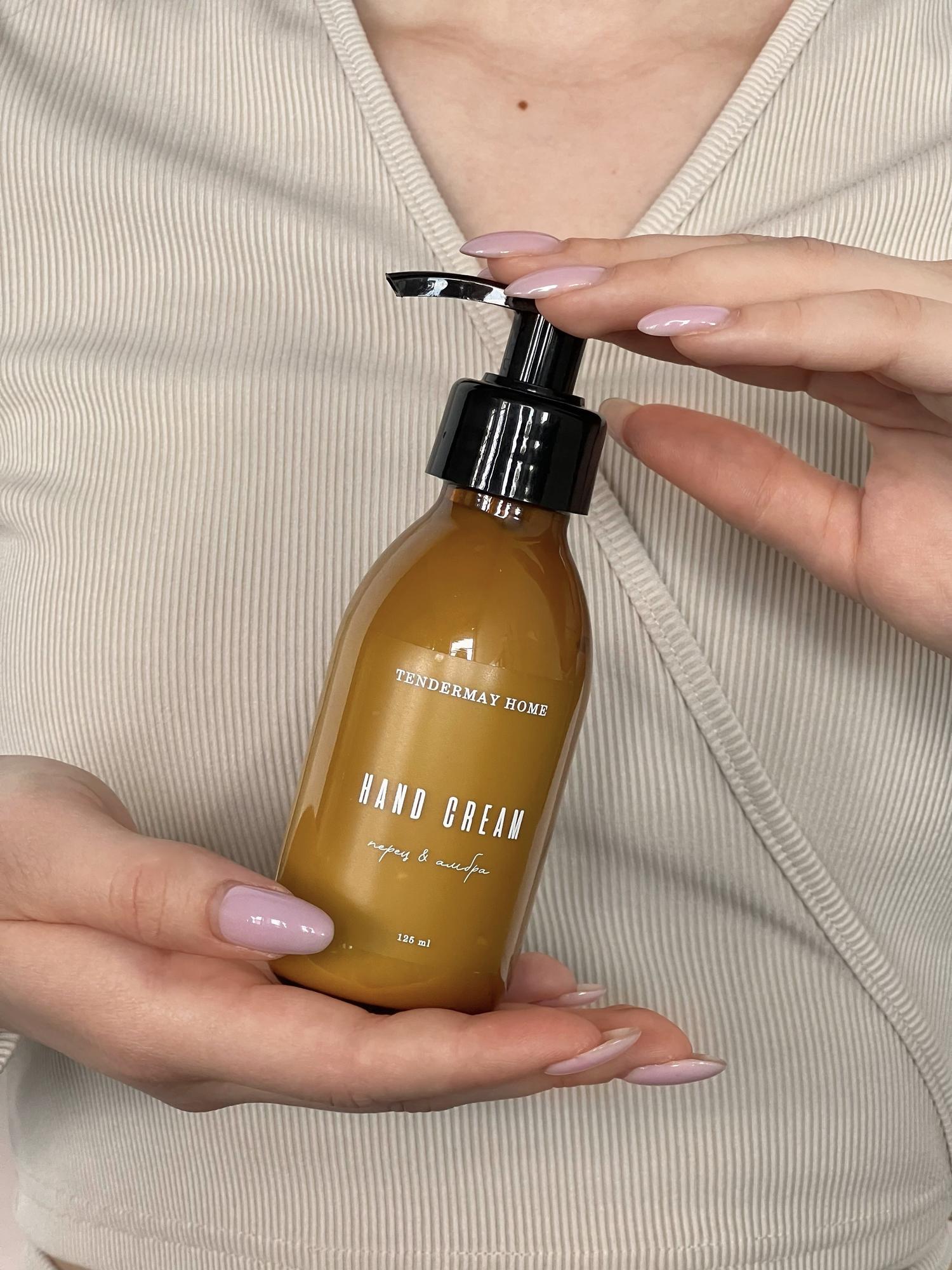 Крем для рук ДЕРЕВО КАРДАМОН 125 мл