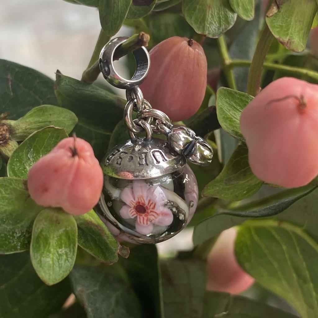 AQUARIUM  DANGLE 7 cherry blossom on grey