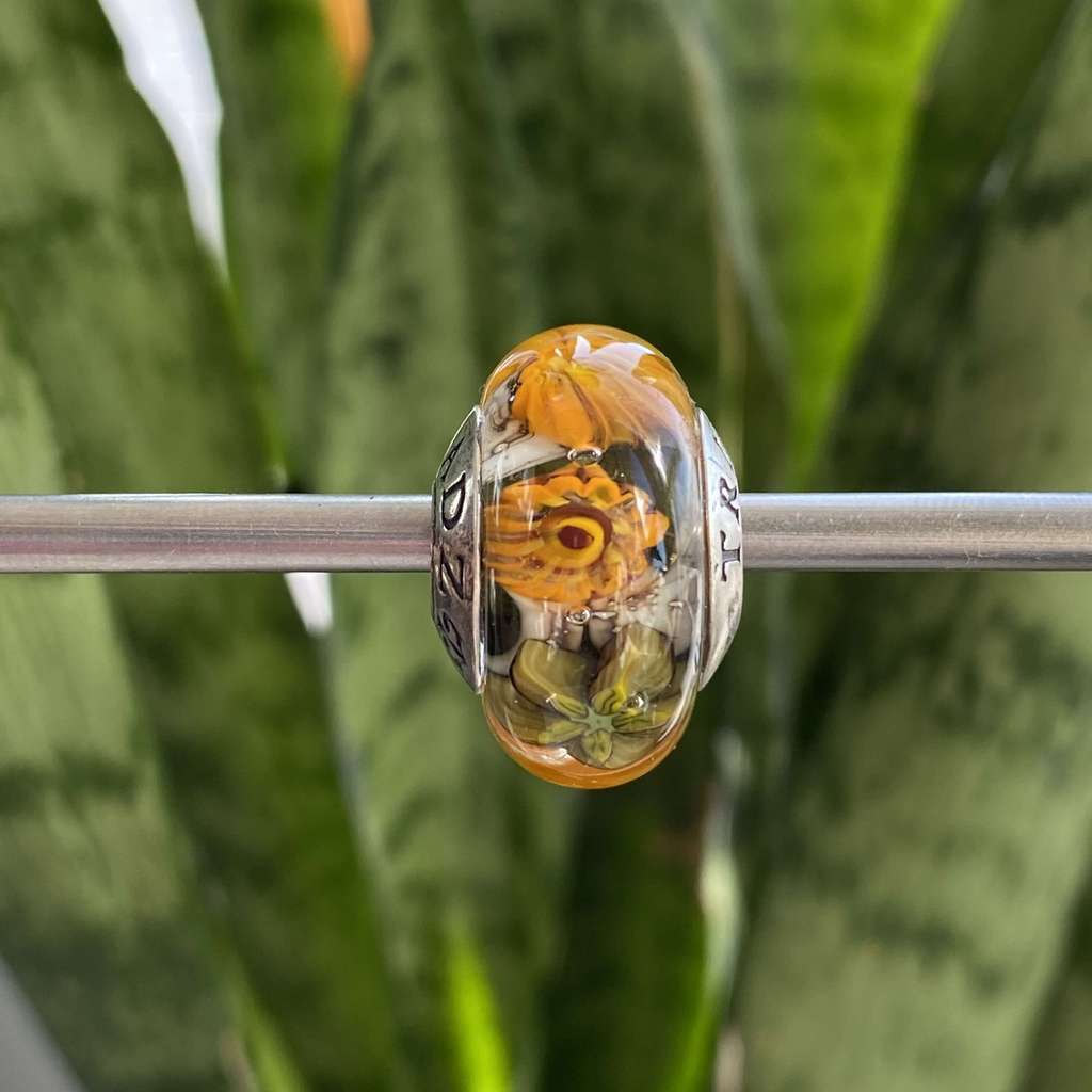 AQUARIUM  26 orange flowers on bottle green
