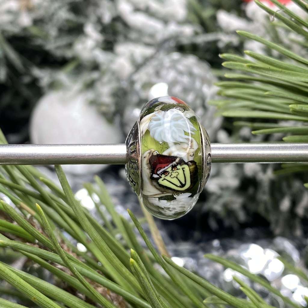 Sunday AQUARIUM 12 green Grinch