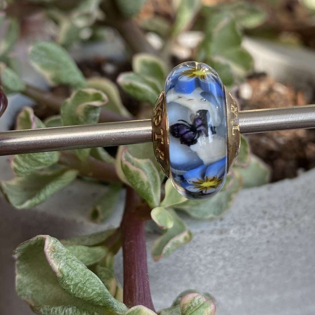 33 SUNDAY AQUARIUM bead GOLD