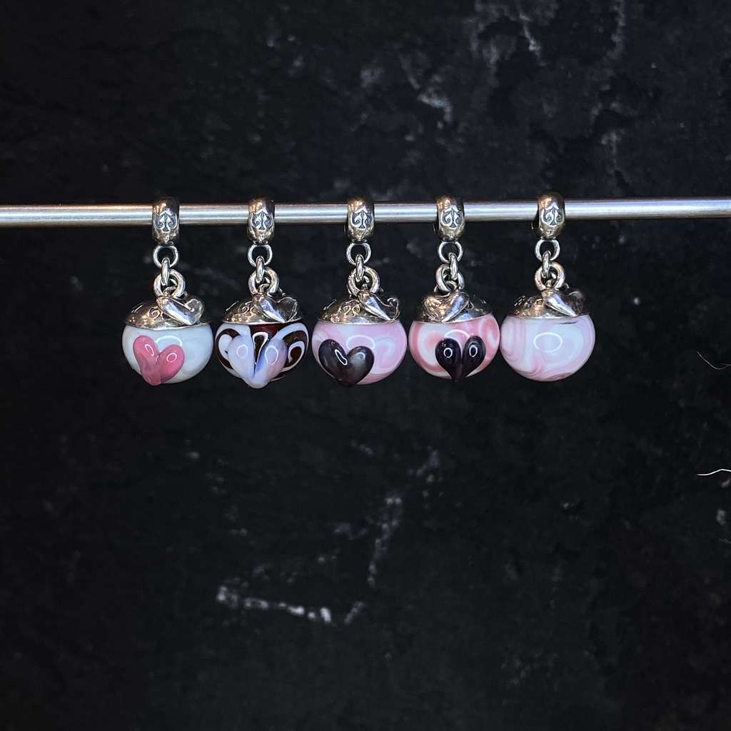 DANGLES FRIDAY Row 30