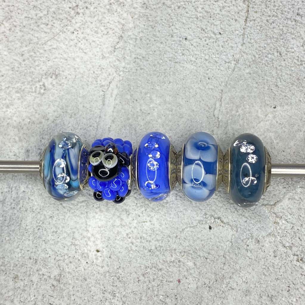 Live December Row 63