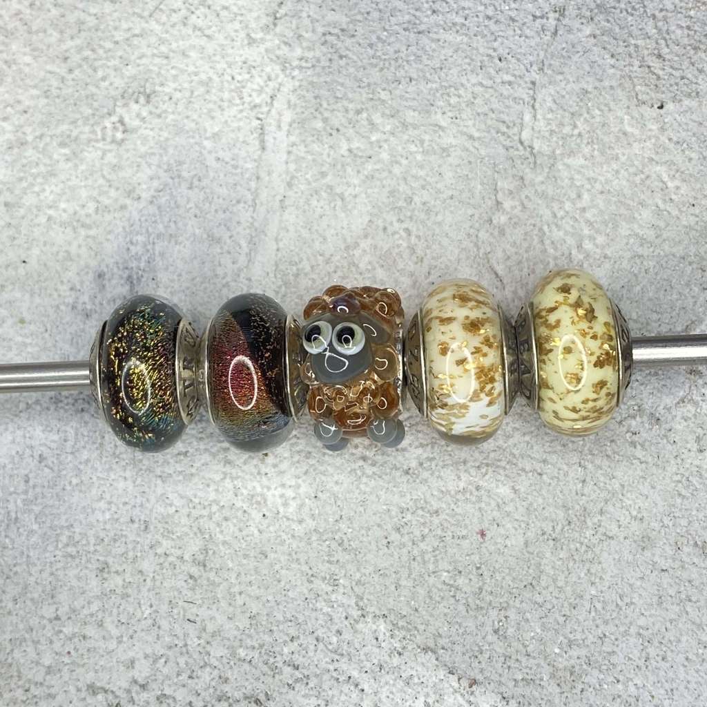 Live December Row 52