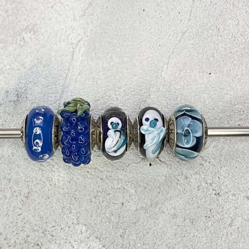 Live December Row 18