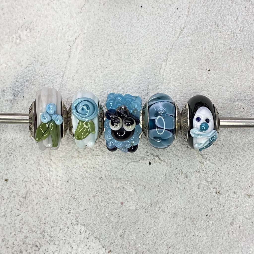 Live December Row 17