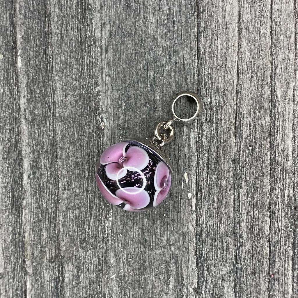 Live Black Friday dangle 1