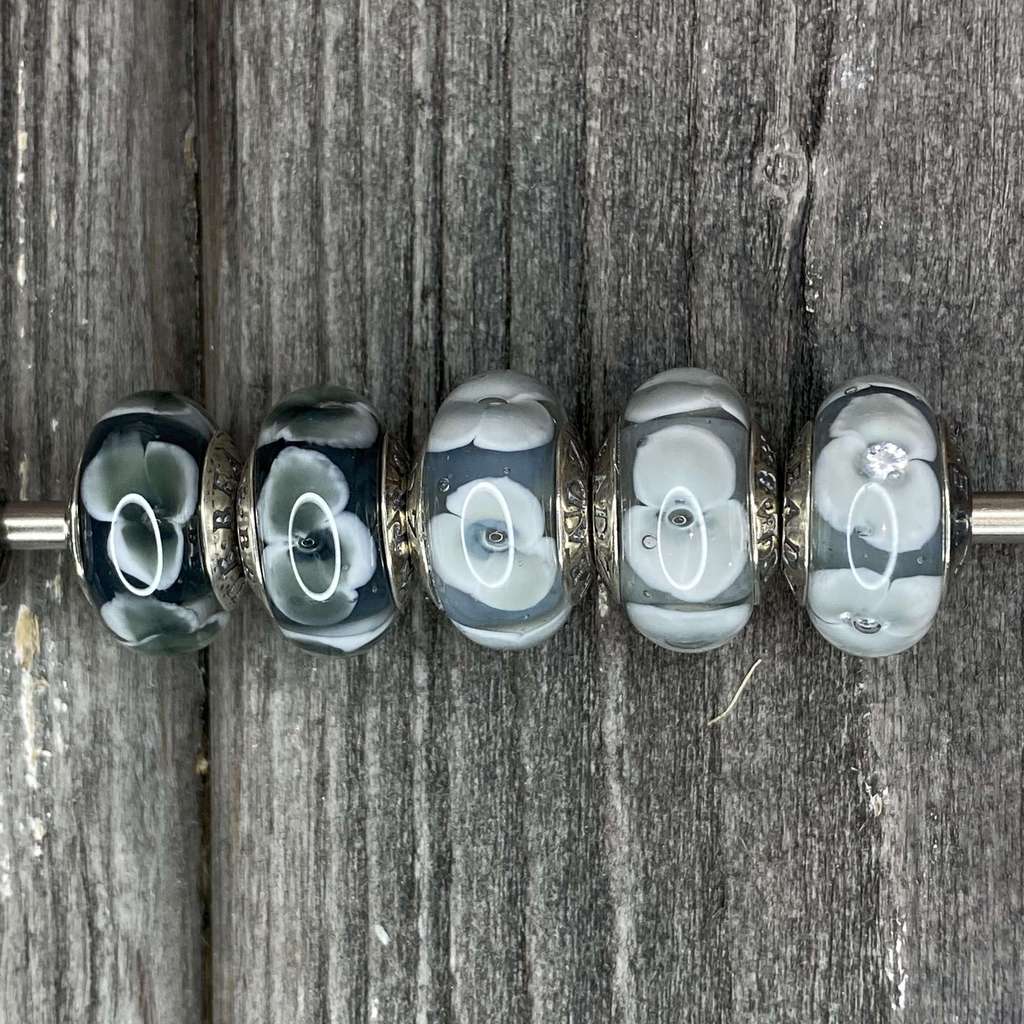 Live Black Friday Row 45