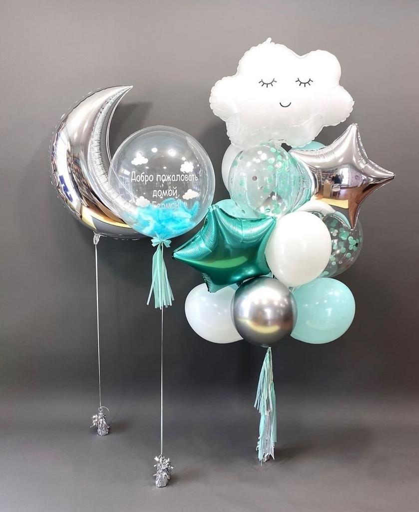 фото шаров с гелием в фотостудии на сером фоне облачко, месяц, звезды серебряные,бирюзовые
