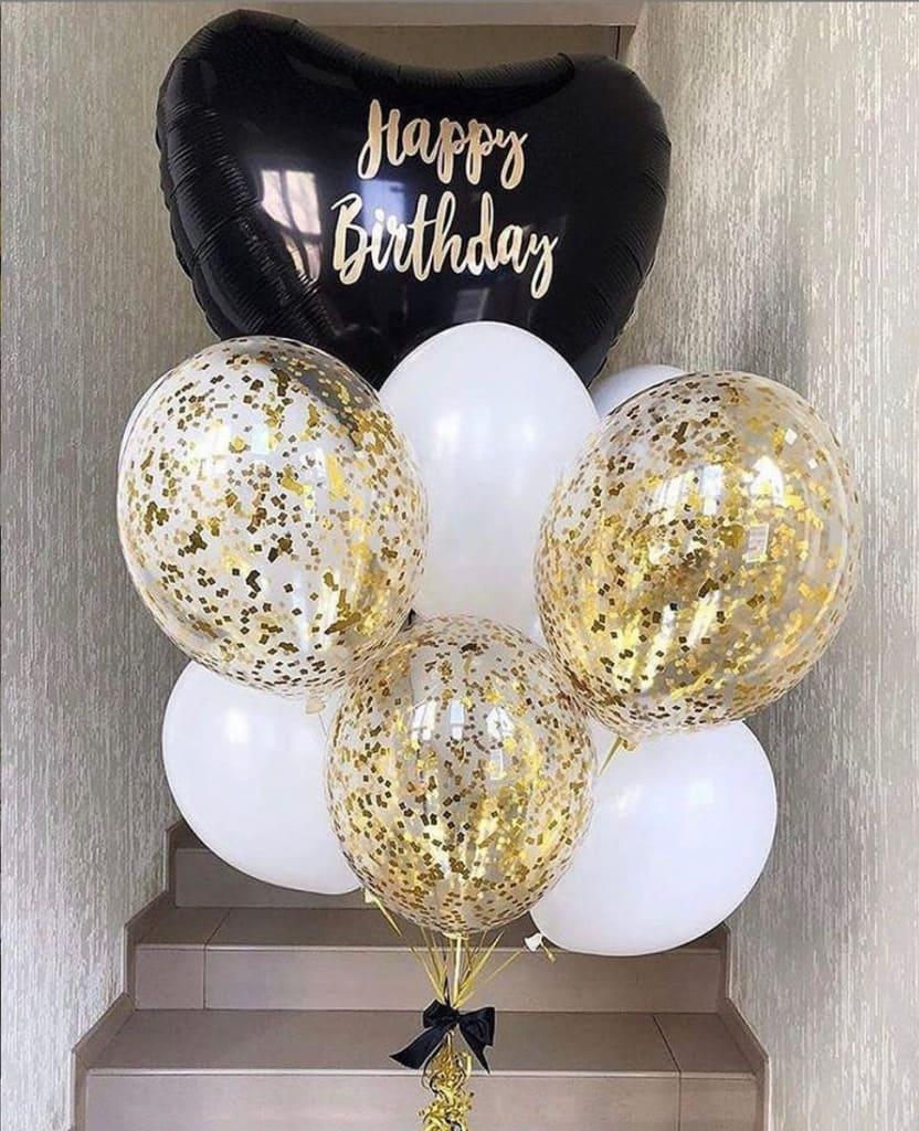 фото шаров с конфетти на фоне лестницы