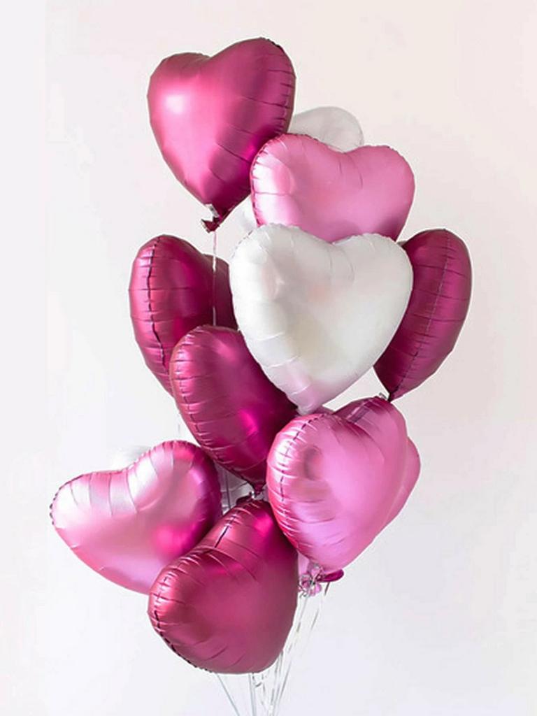 фото на сером фоне розовые шары в виде сердец