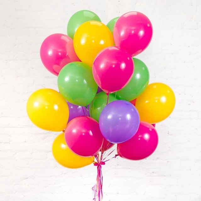 день рождения праздник сюрприз воздушные шары конфетти
