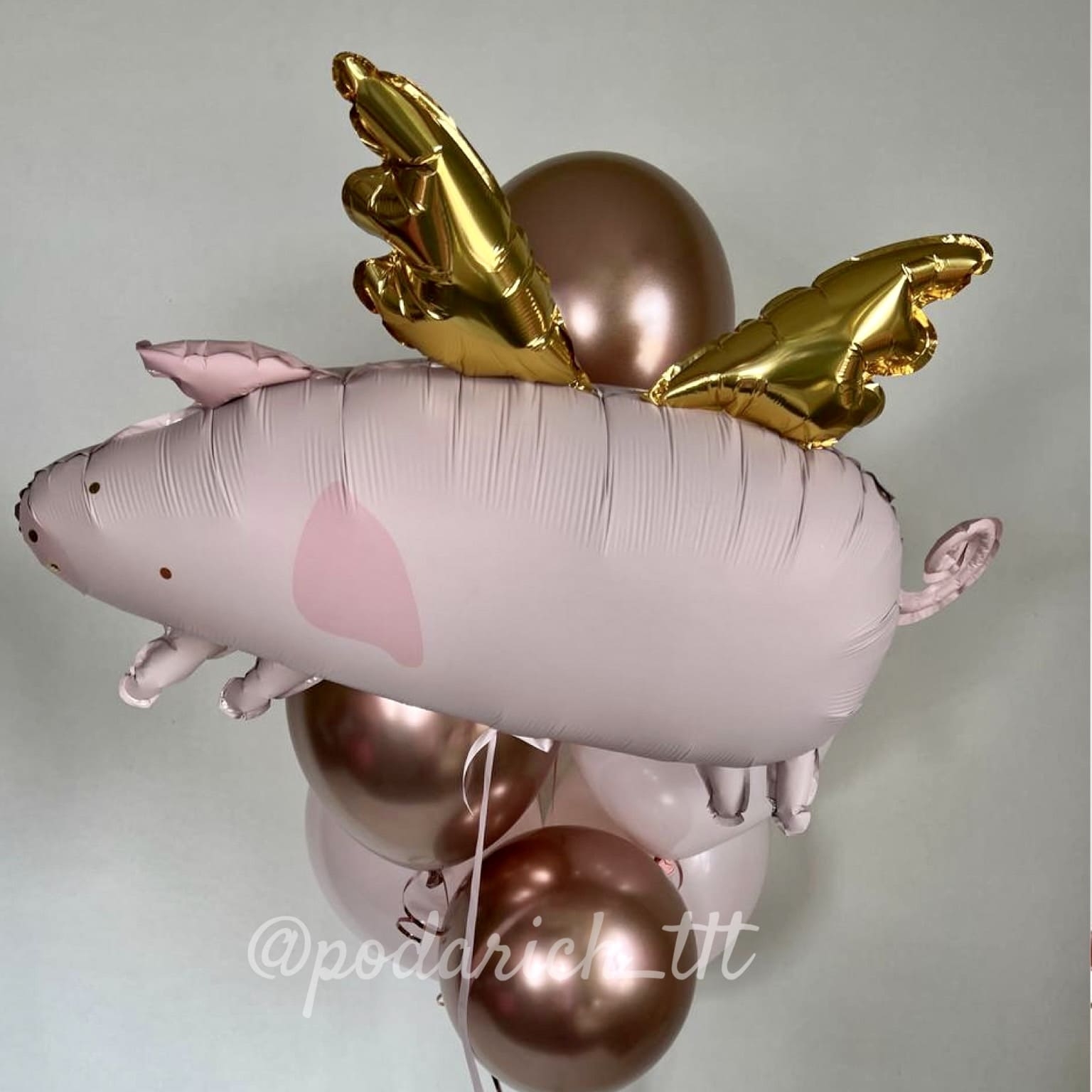 фото шары в золотых оттенках