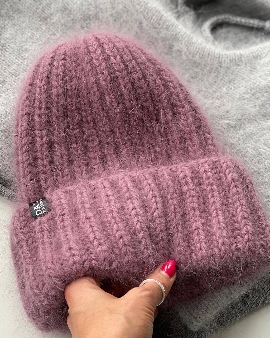 Пышная шапка бини из норки