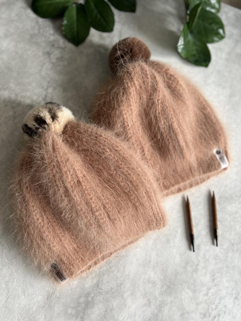 «Pompom Hat»