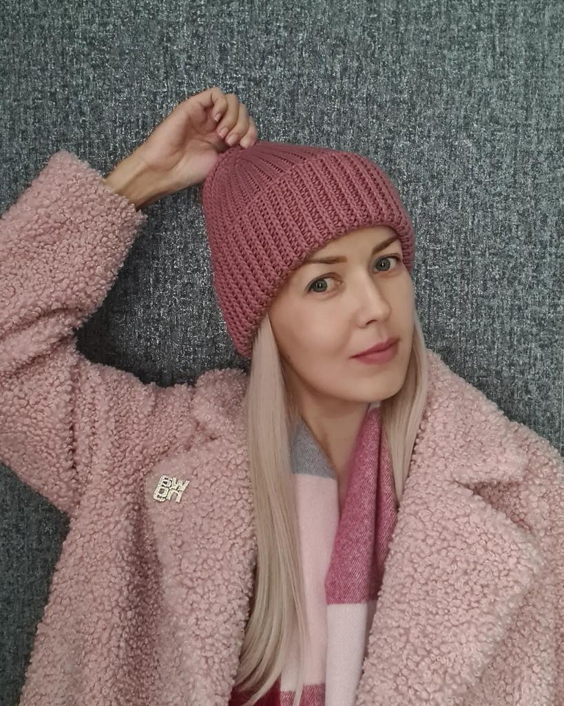 Шапка бини крючком «Simple»