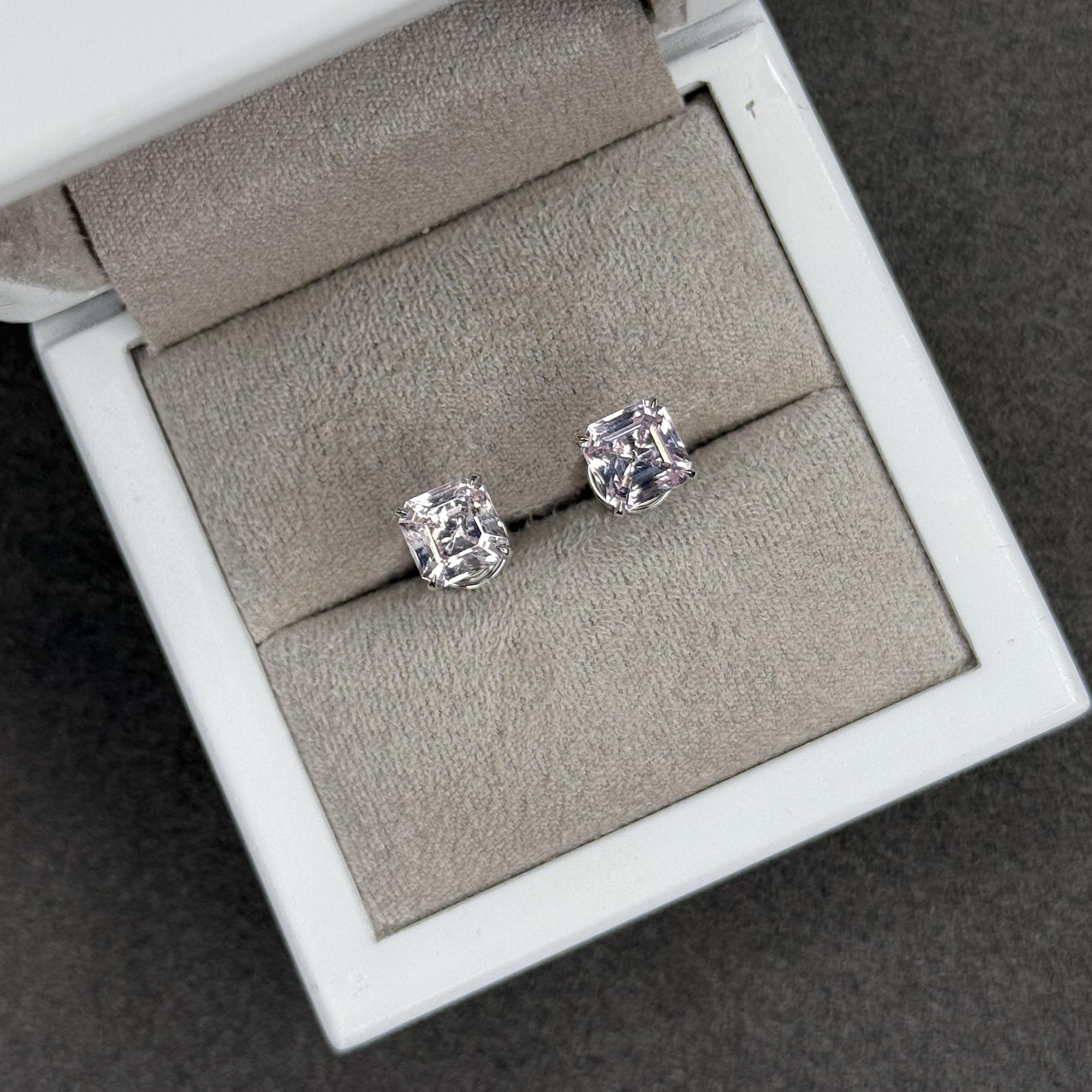 Серьги пусеты с морганитами