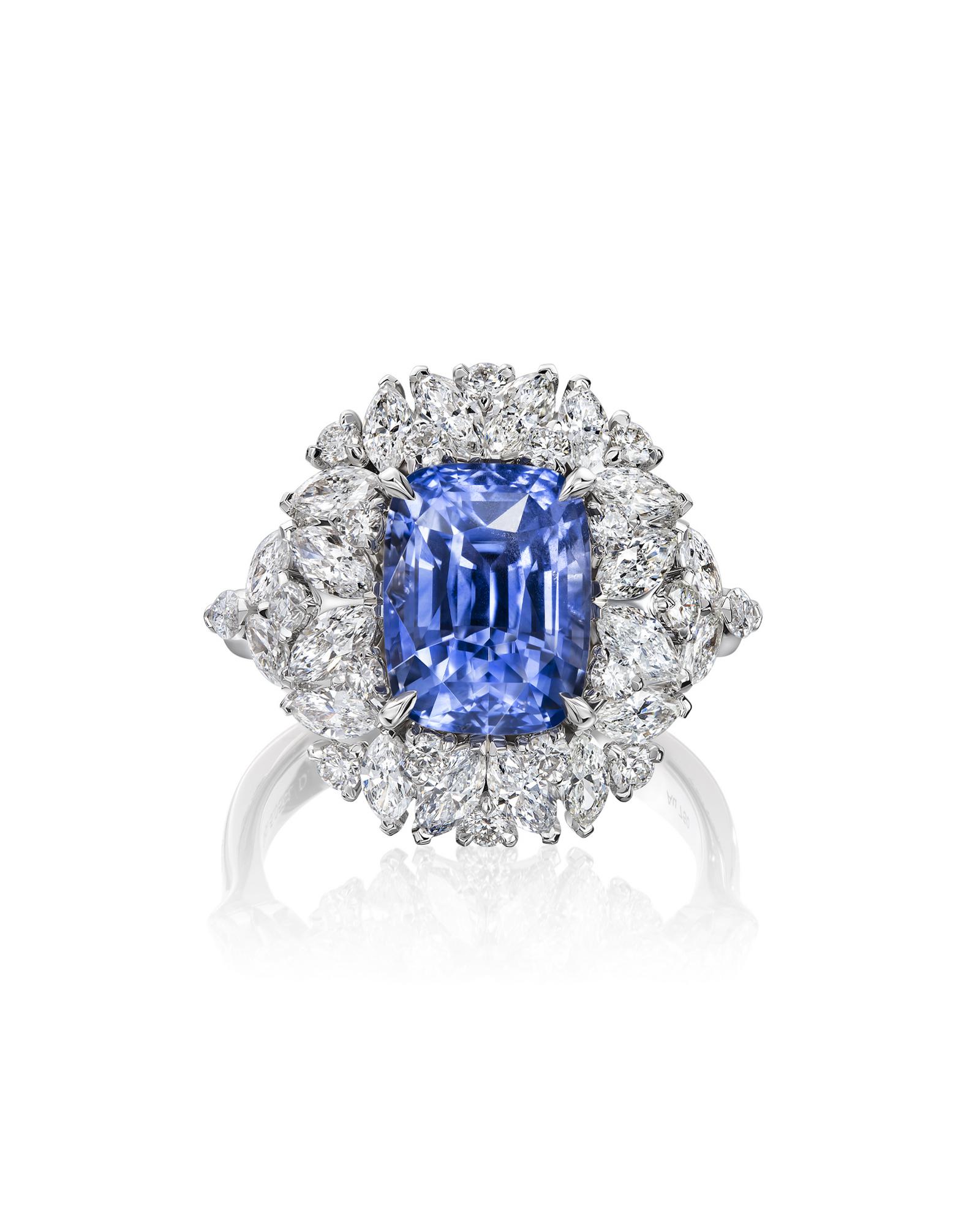 Кольцо с синим сапфиром 5.05 карат и бриллиантами 2,3 карата