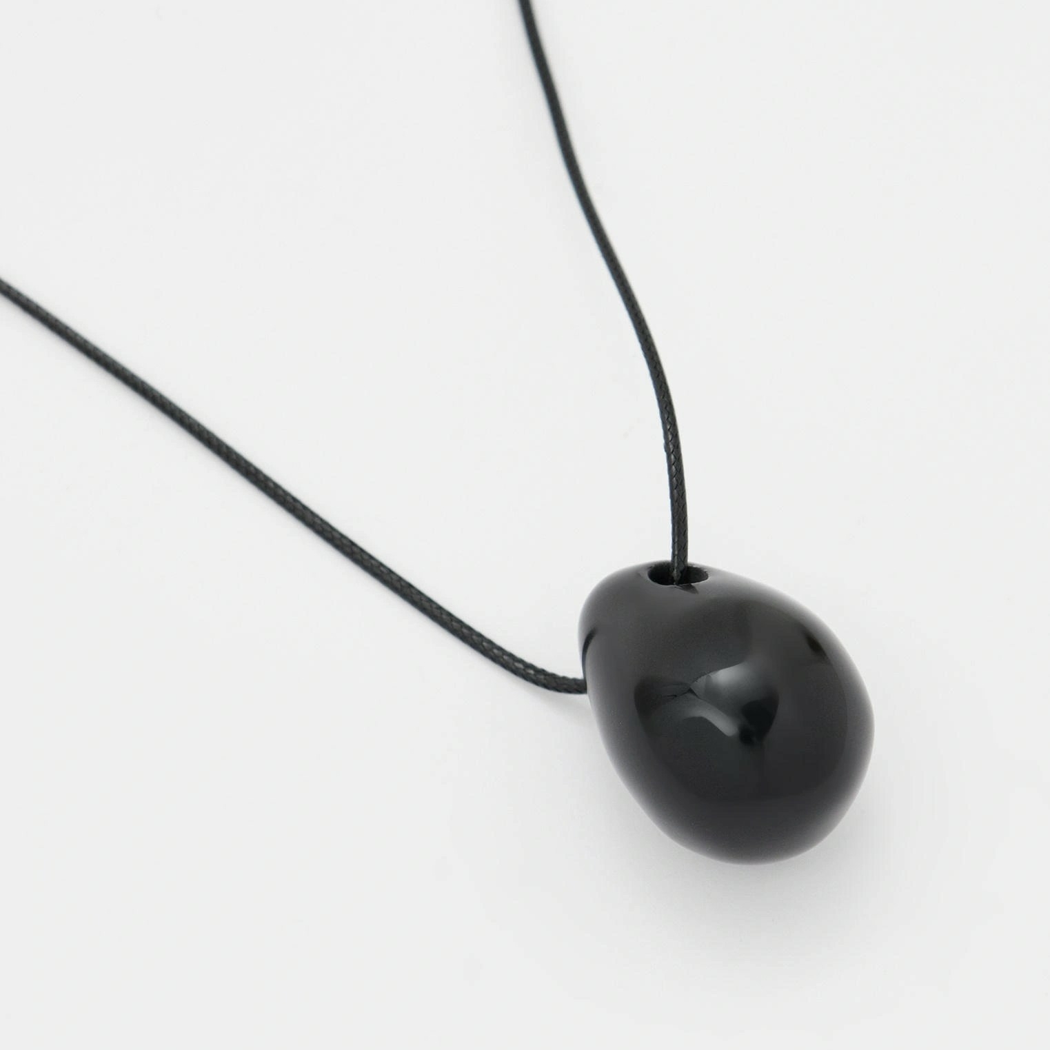 Подвеска Black olive