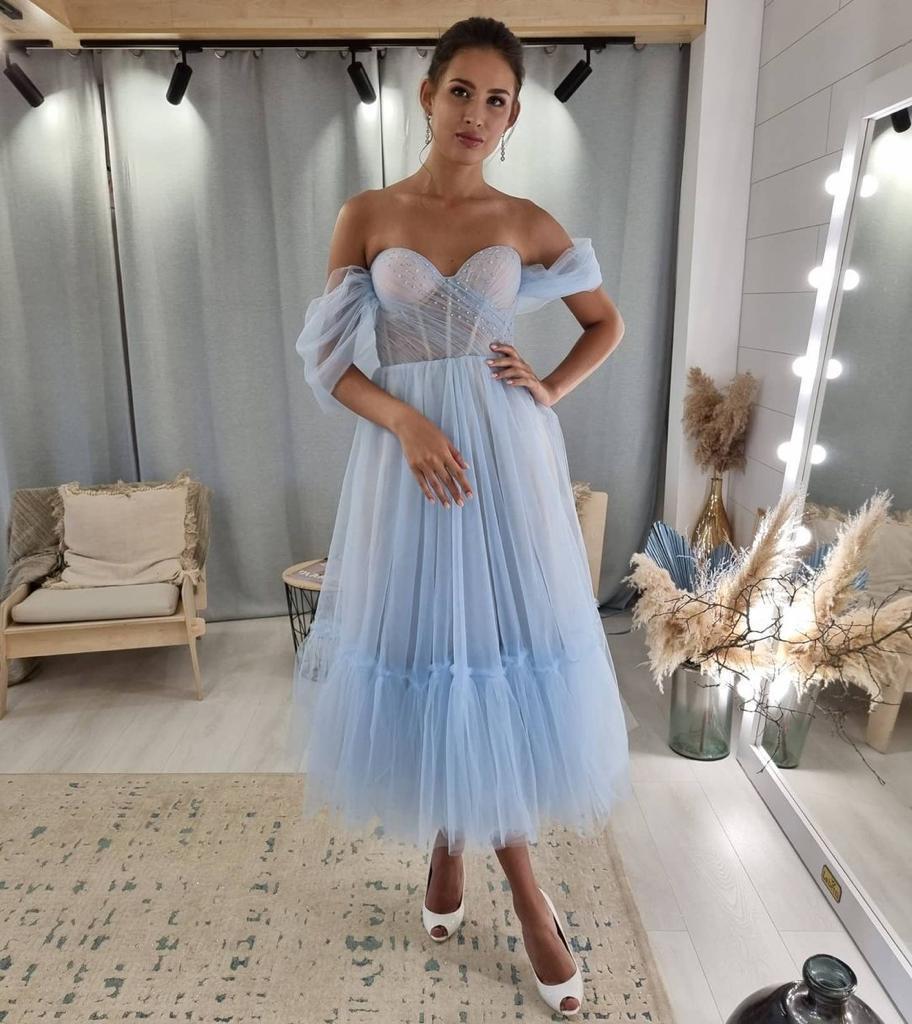 BELLA BLUE