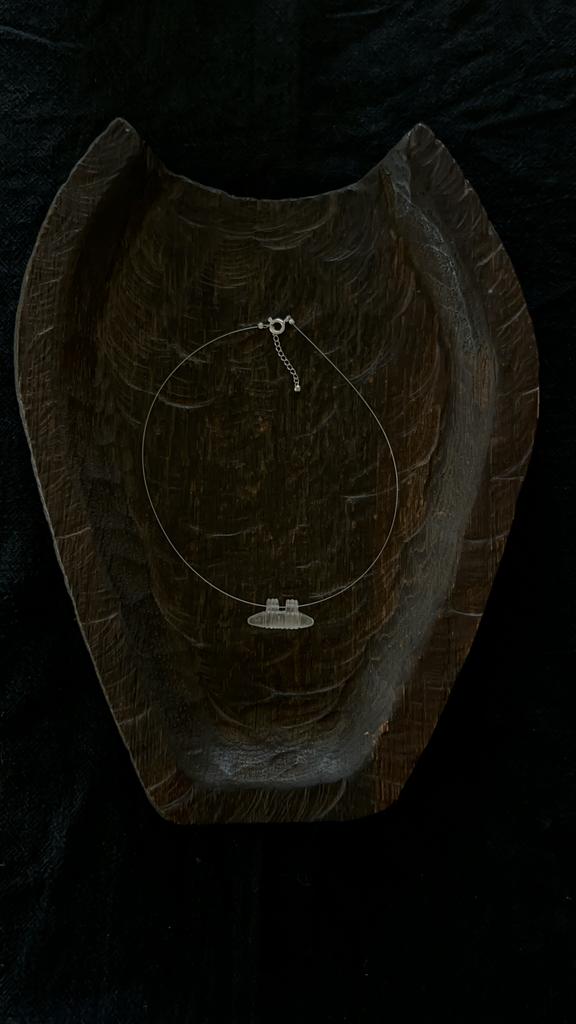 мадалия из горного хрусталя