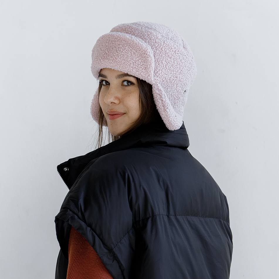 Ушанка из "барашка" с короткими ушками