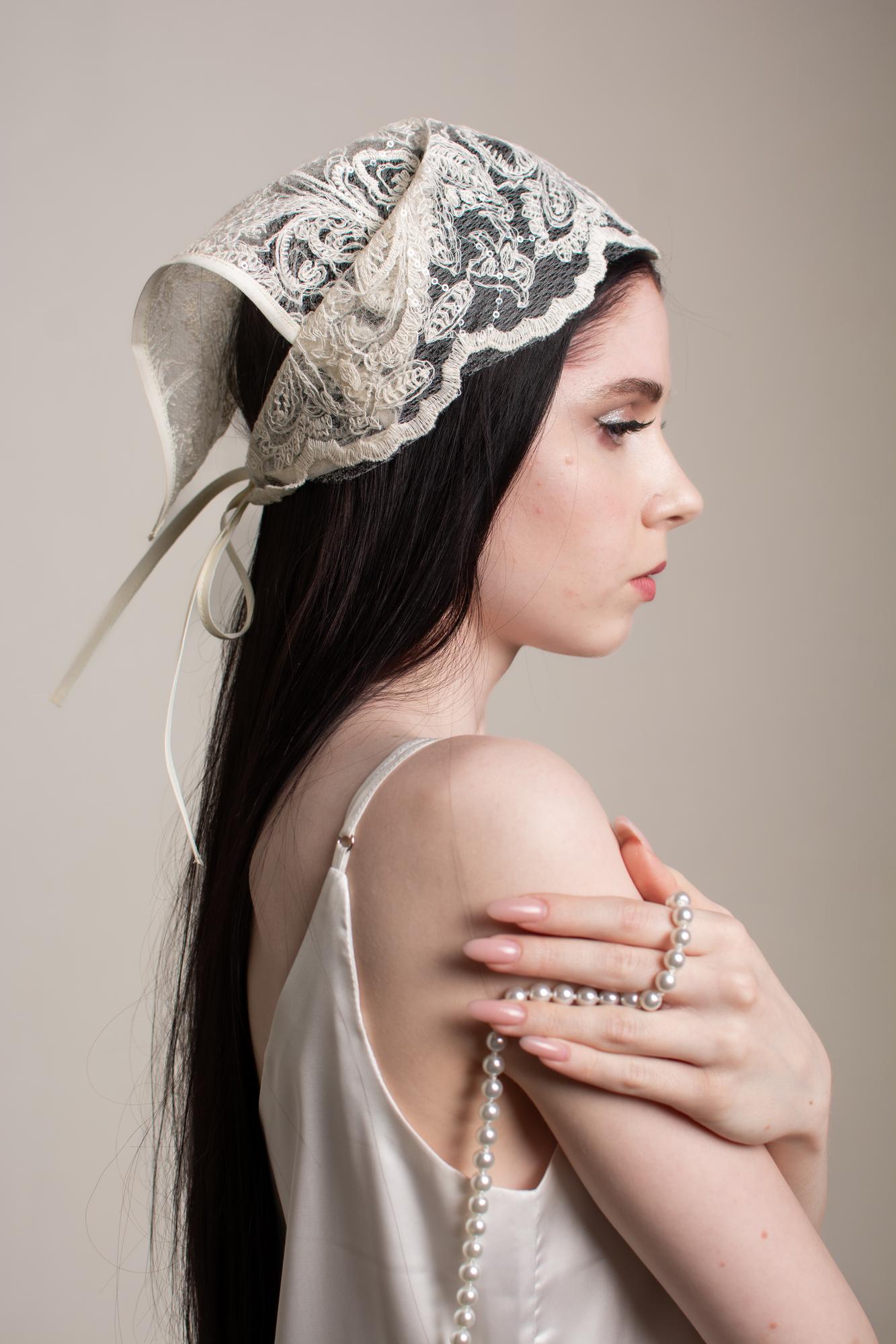 Кружевная косынка