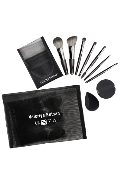 Набор кистей и аксессуаров для макияжа BLACK