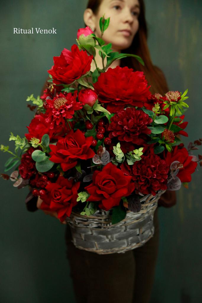 Ритуальная корзина  "Ария" высота 50см, ширина 45см