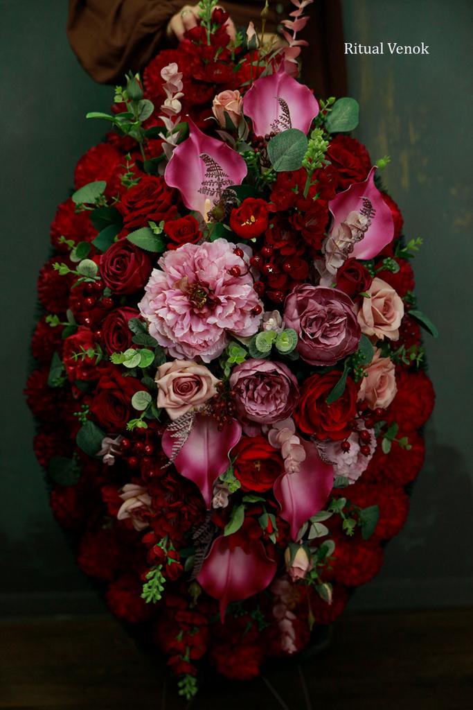 Искусственный траурный венок " Пальмира" высота 105см