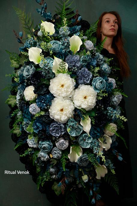 Ритуальный венок Grand "Бруклин" высота 160 см