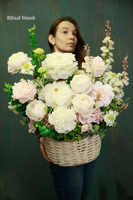 Композиция в корзине "Амели" высота 60 см\ ширина 60см