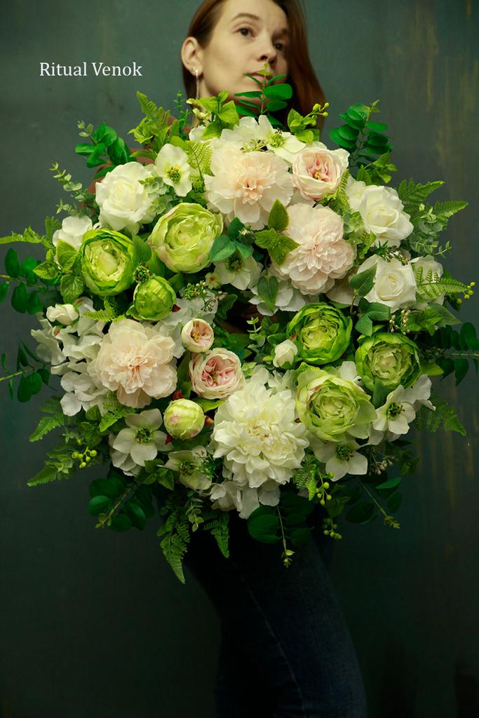 Искусственный траурный венок Premium "Вивьен" диаметр 55 см