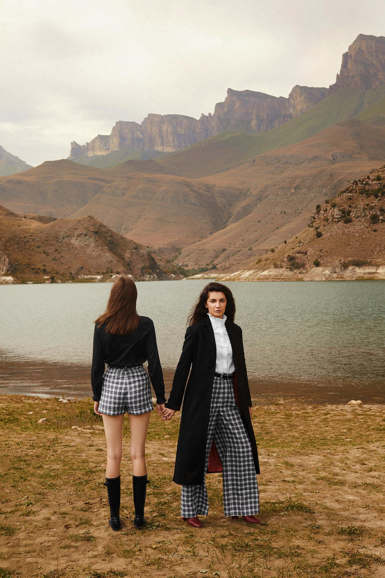 Брюки прямые с эластичным поясом