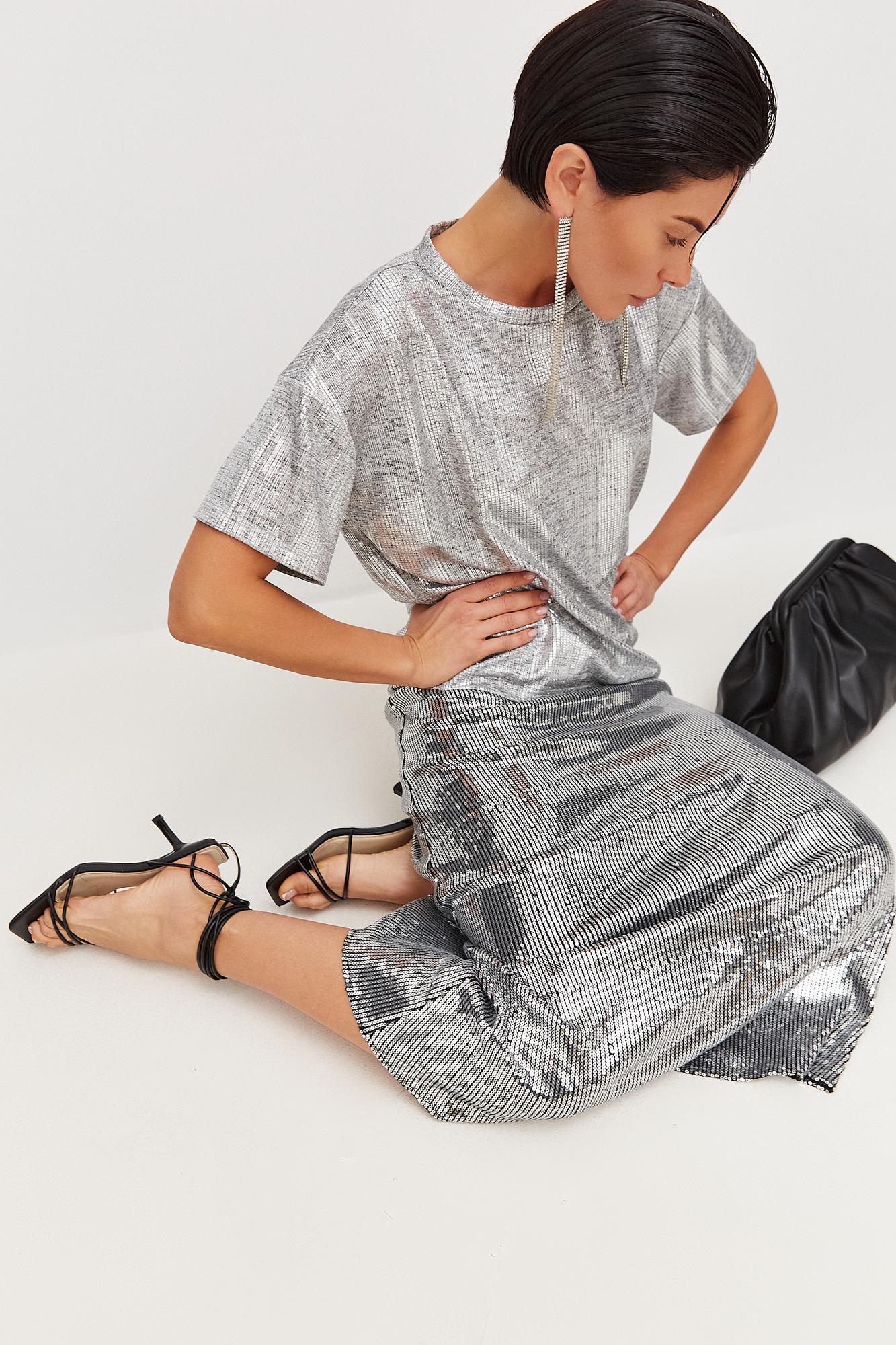 Юбка миди в пайетках