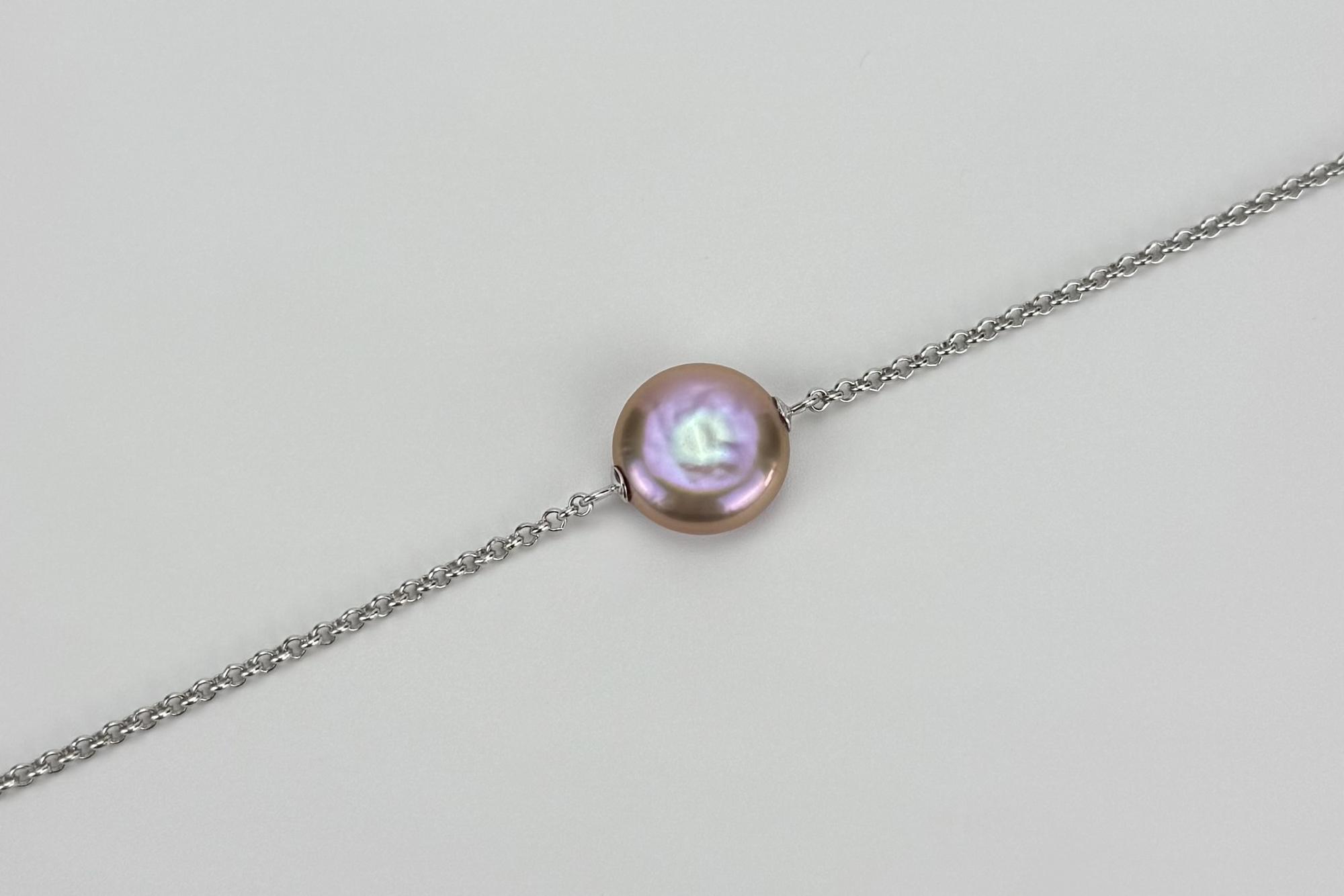 Браслет с жемчужиной и цепочкой EYE