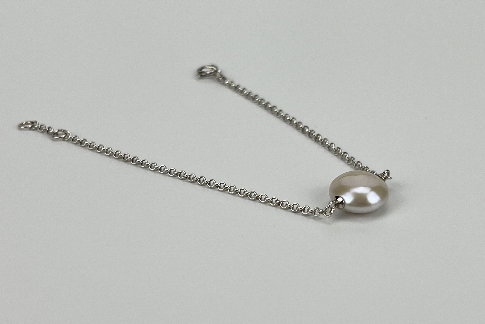 Браслет с жемчужиной на цепочке SWEET