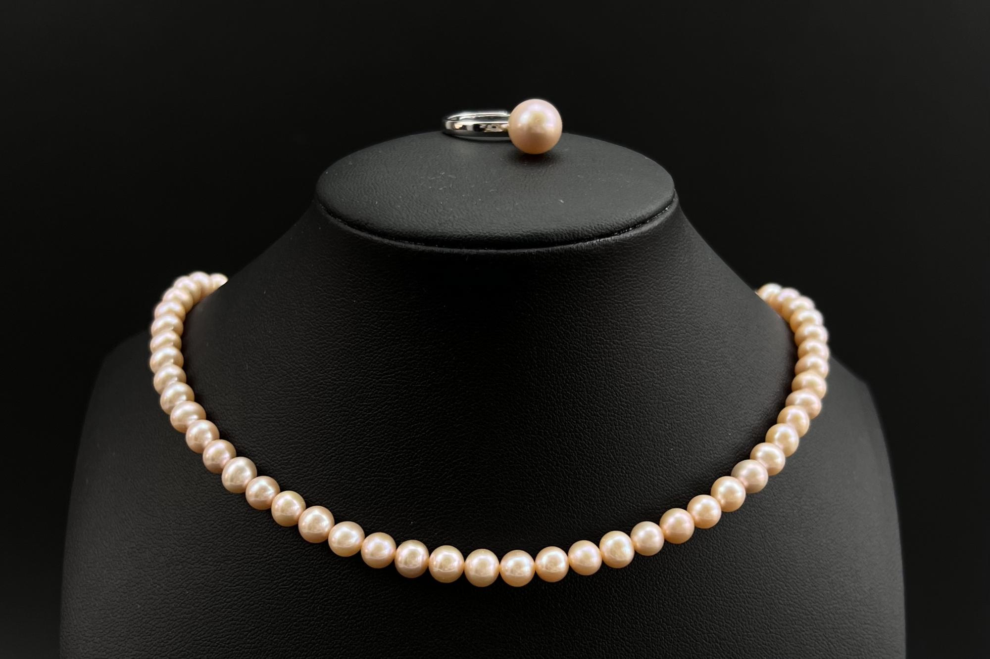 Комплект украшений из персикового жемчуга чокер и колцо SOLAR