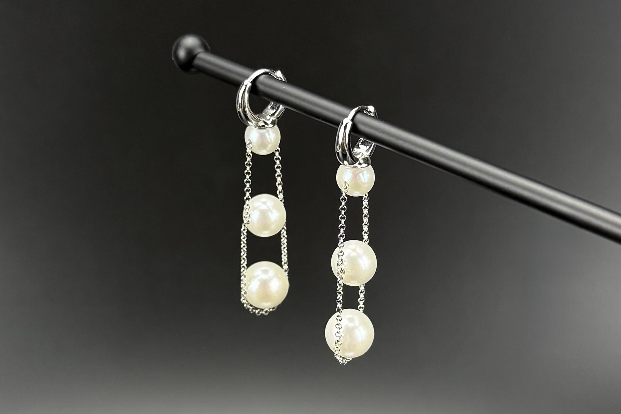 Длинные серьги с натрульным жемчугом ECLIPSE