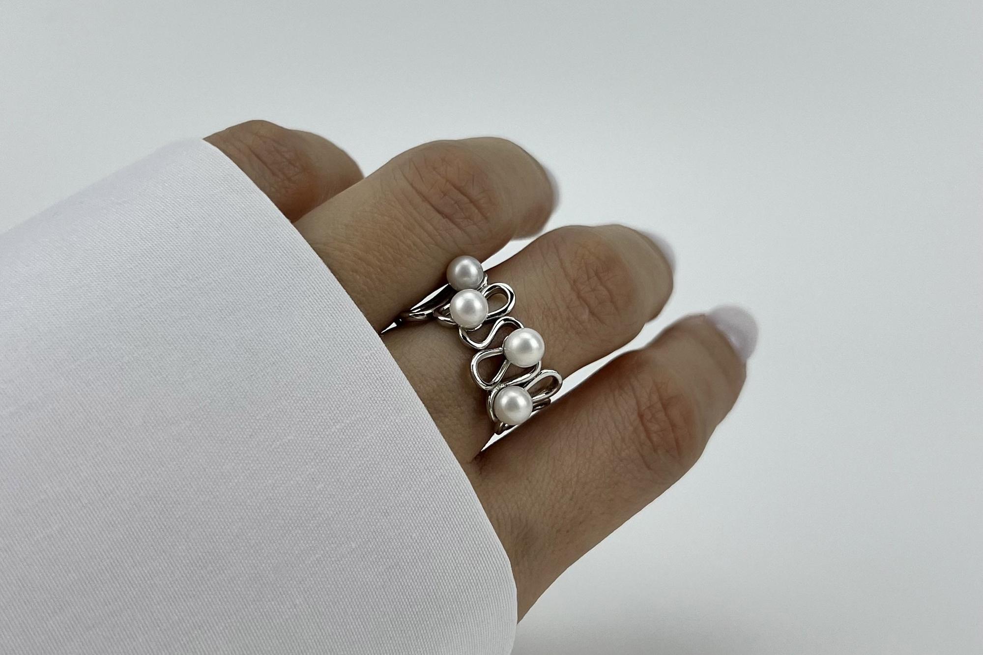 Кольцо с натуральным жемчугом LURE