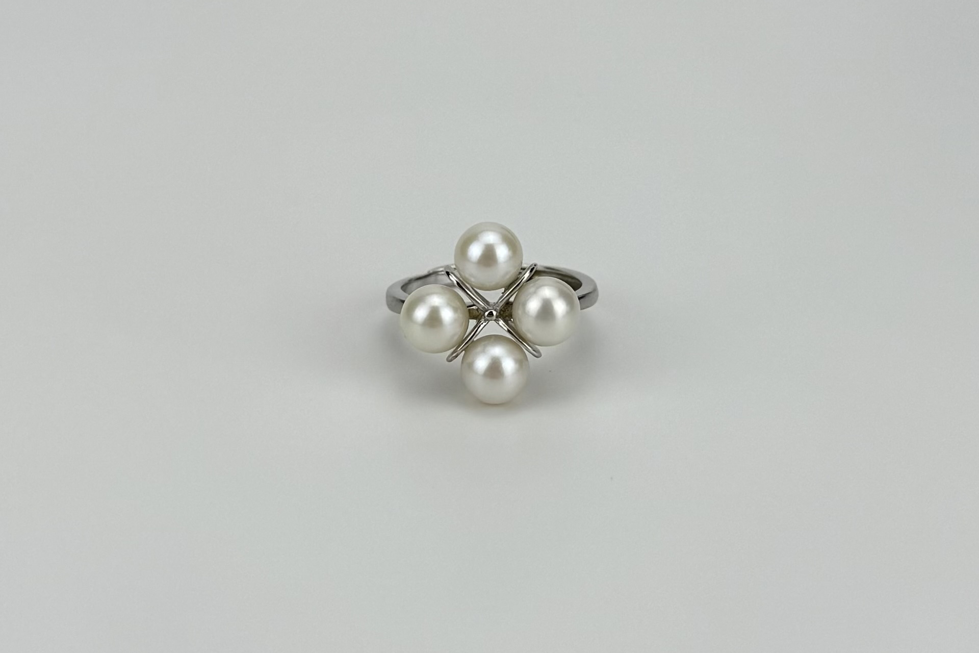 Кольцо перстень с натуральным жемчугом PACO