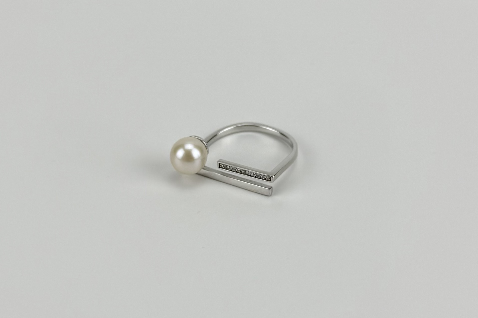 Кольцо с натуральным жемчугом DEEP