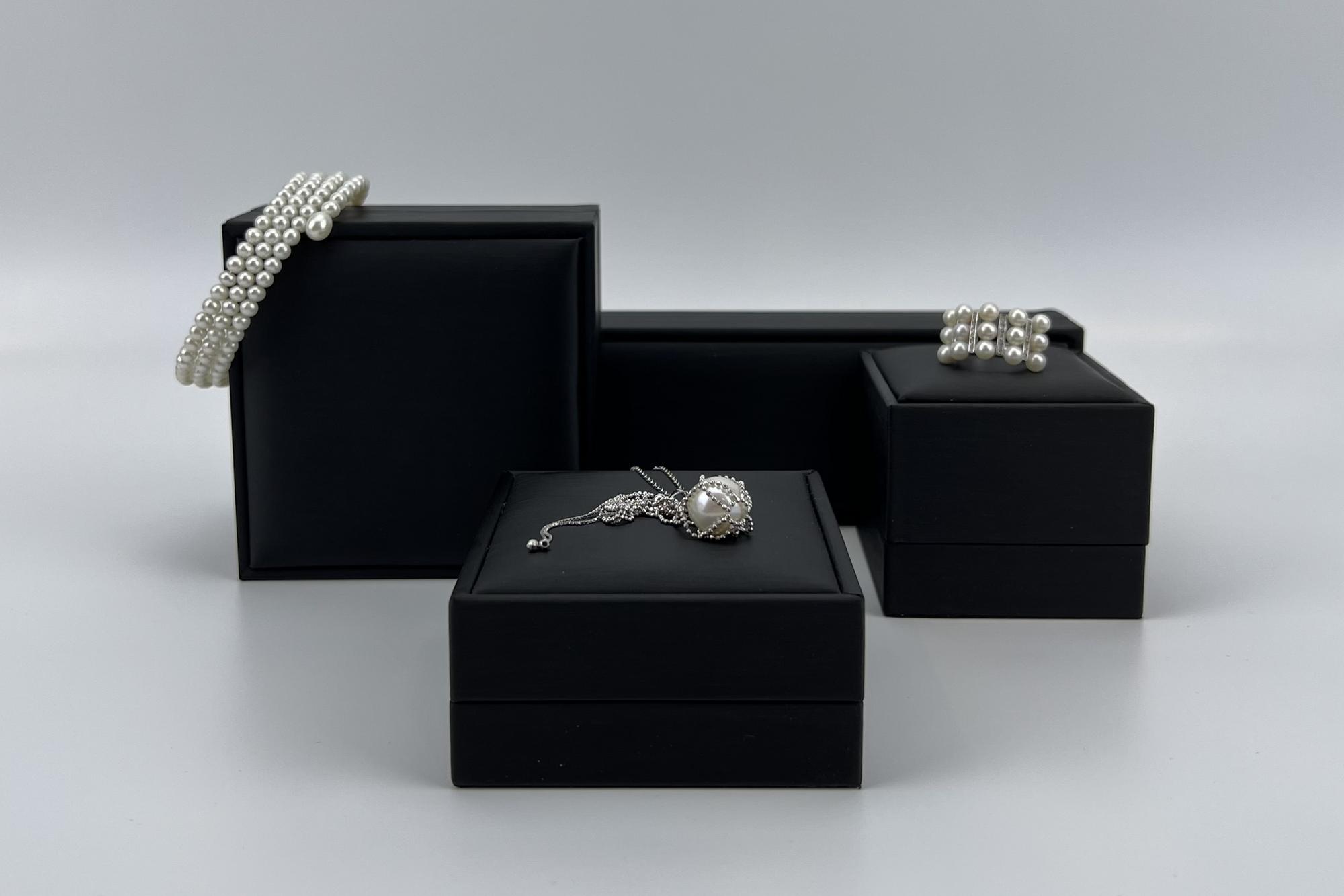 Упаковка КОЖА черная