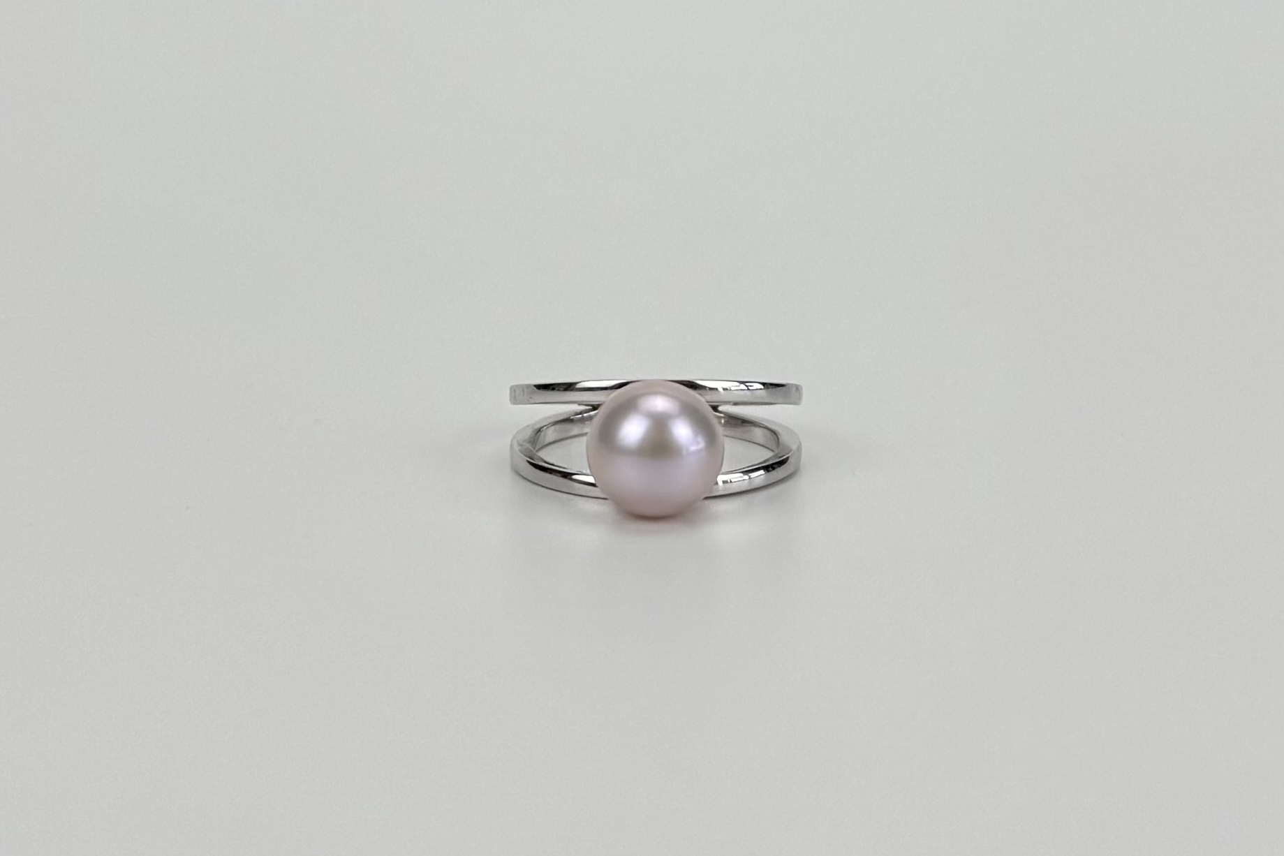 Кольцо с натуральным розовым жемчугом ELLE