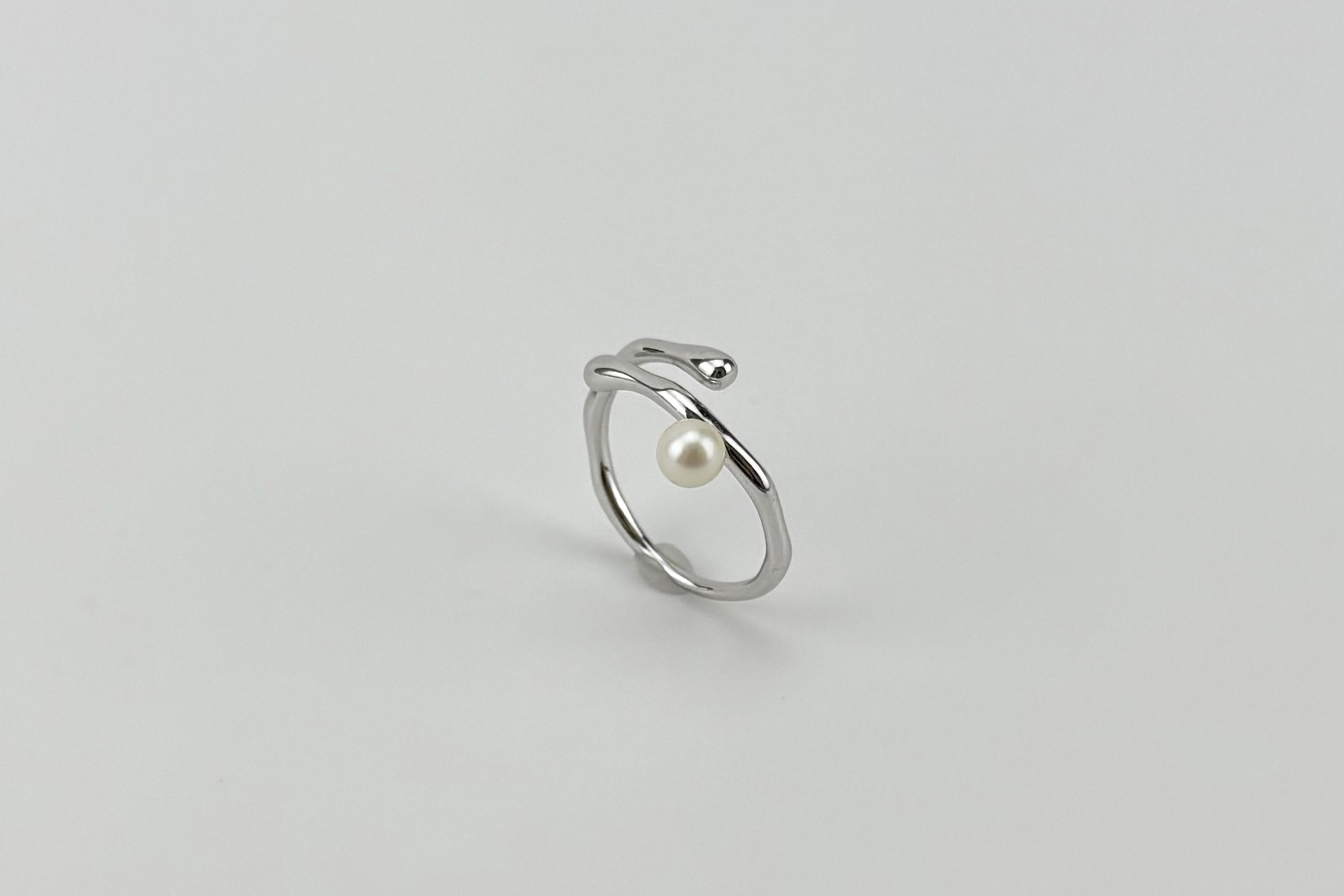 Кольцо с натуральным жемчугом PALLO