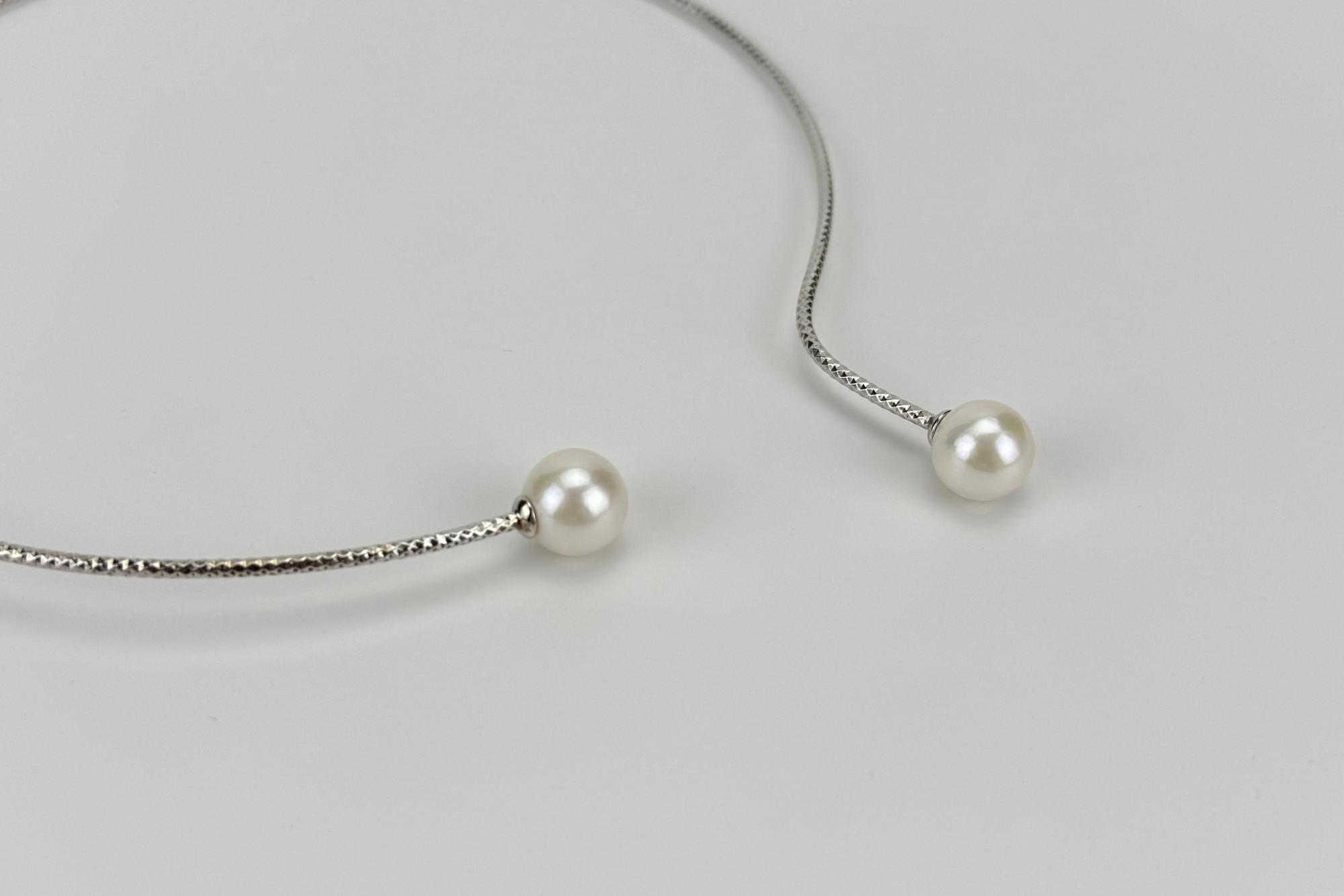 Колье с крупными натуральными жемчужинами TEMPER